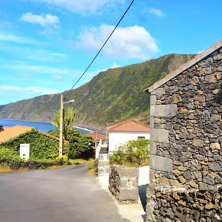 Beachscape Prázdninový dům Fajã